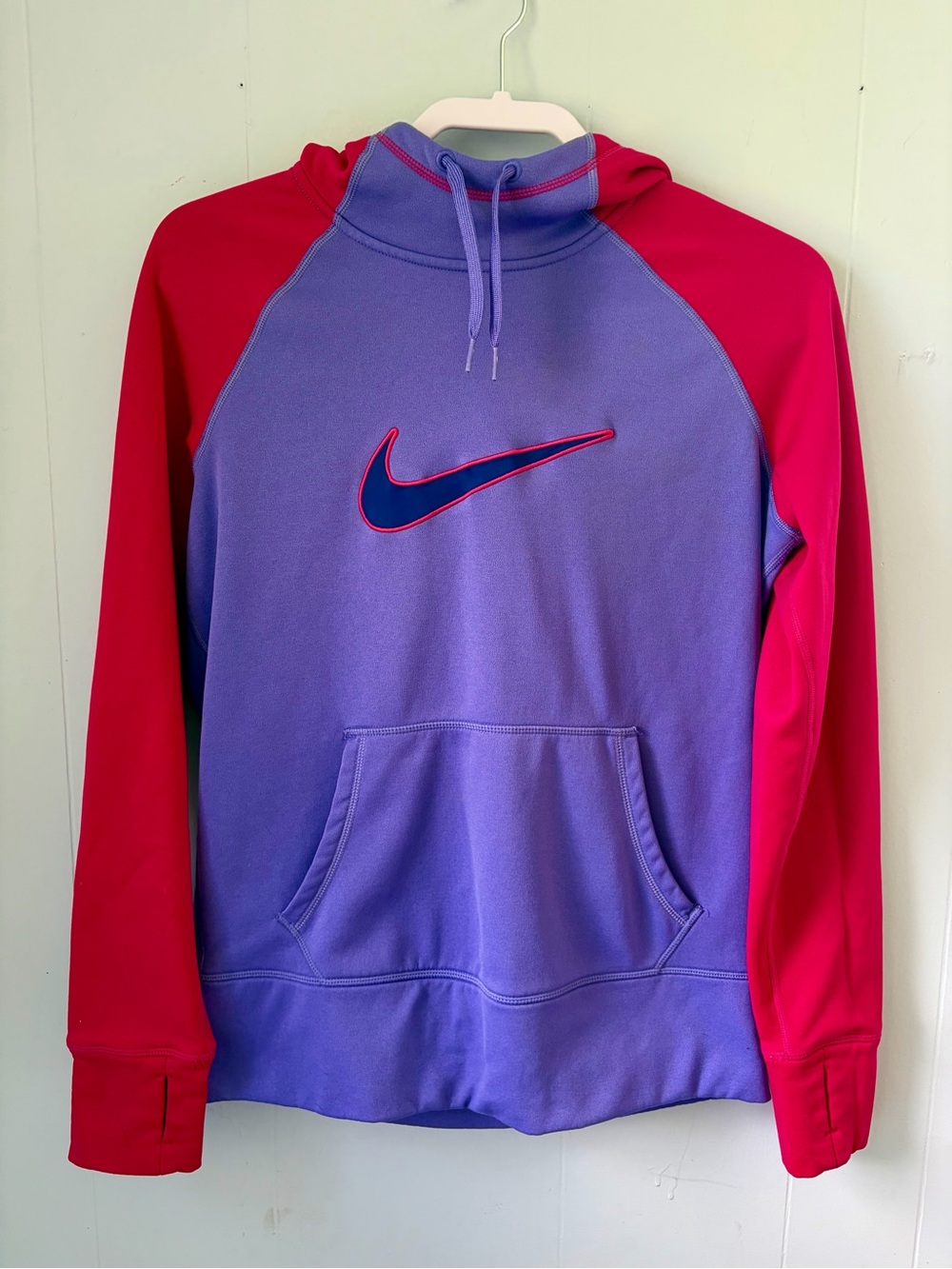 Nike Women’s Purple and Pink Crewneck Pullover Sweatshirt M
